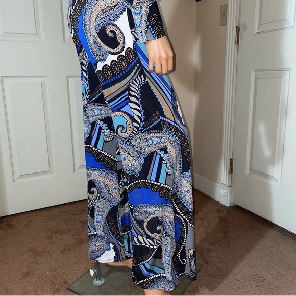 Julian Chang Cold Shoulder Jumpsuit - Picture 8 of 16